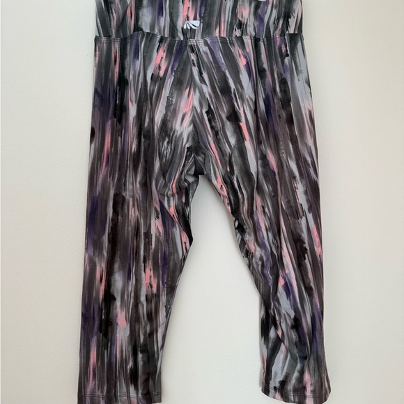 Marika Women's Leggings with Black, Gray, and Pink Streaks - Picture 2 of 6
